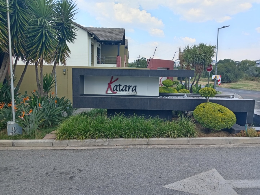To Let 2 Bedroom Property for Rent in Noordwyk Gauteng