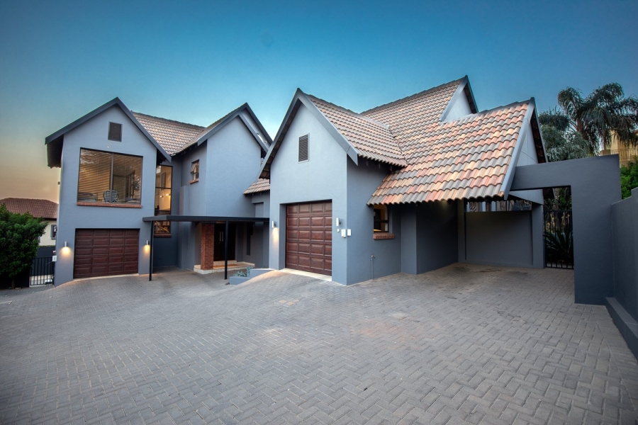 4 Bedroom Property for Sale in Olympus AH Gauteng