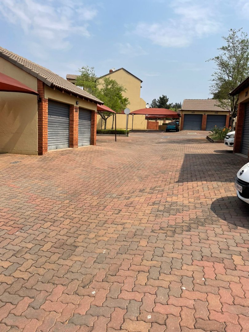 2 Bedroom Property for Sale in Sagewood Gauteng