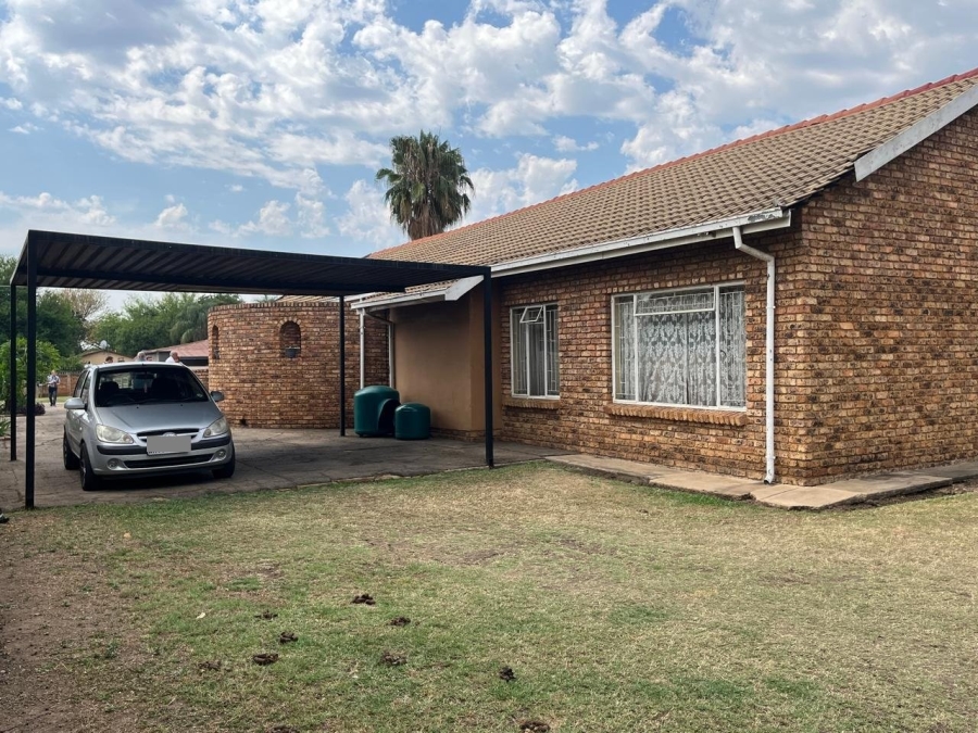 3 Bedroom Property for Sale in Pretoria North Gauteng