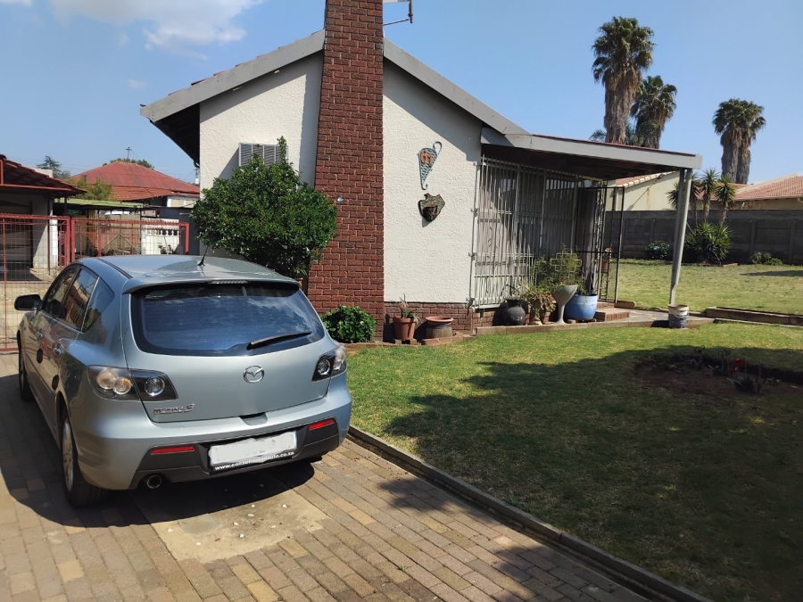 3 Bedroom Property for Sale in Primrose East Gauteng