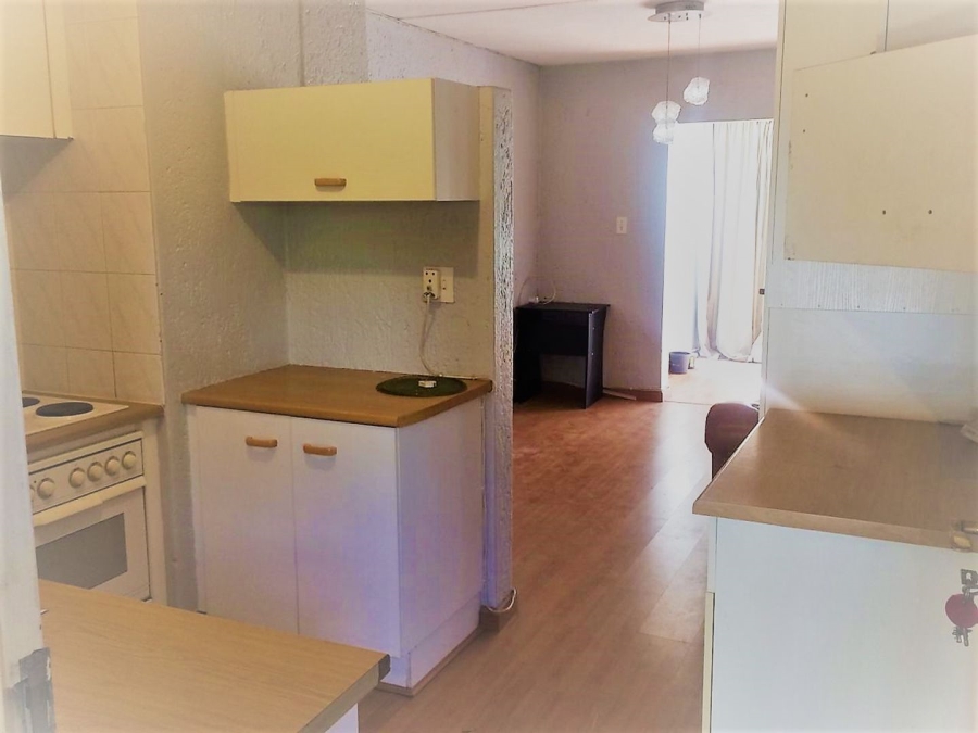 To Let 2 Bedroom Property for Rent in Suideroord Gauteng