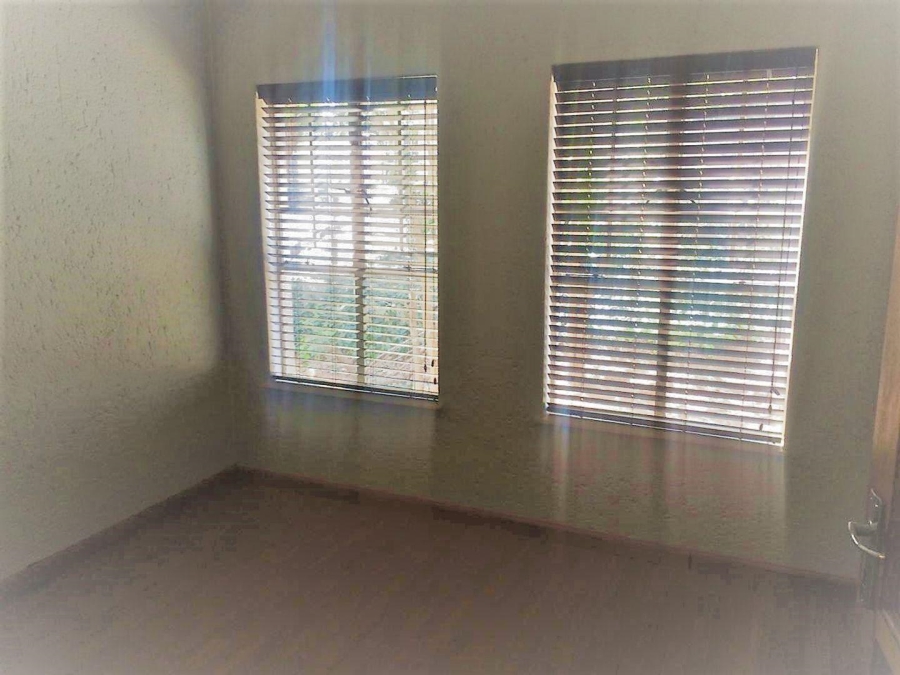 To Let 2 Bedroom Property for Rent in Suideroord Gauteng