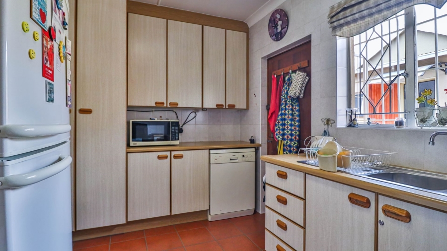 3 Bedroom Property for Sale in Buurendal Gauteng