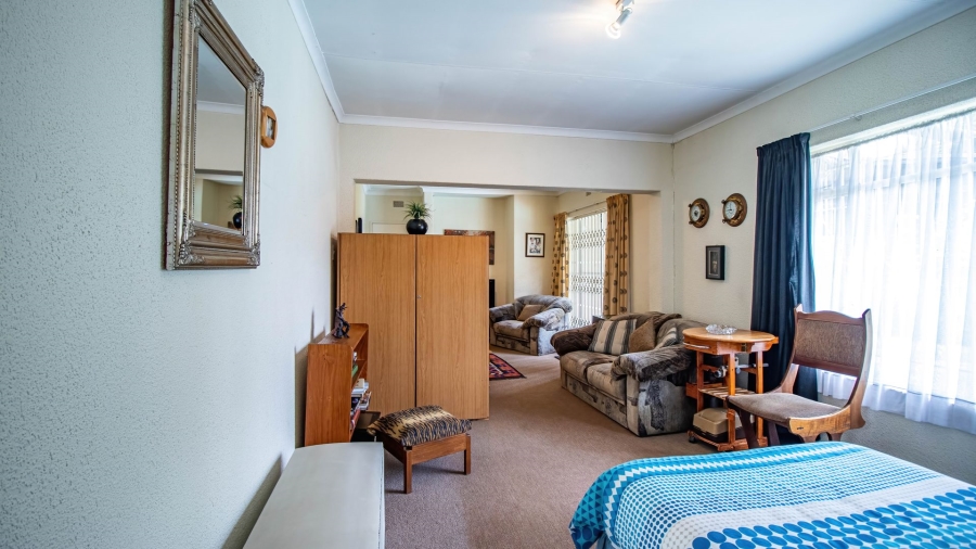 3 Bedroom Property for Sale in Buurendal Gauteng