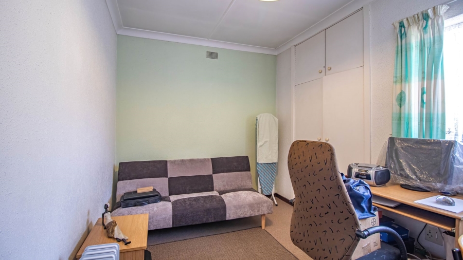 3 Bedroom Property for Sale in Buurendal Gauteng
