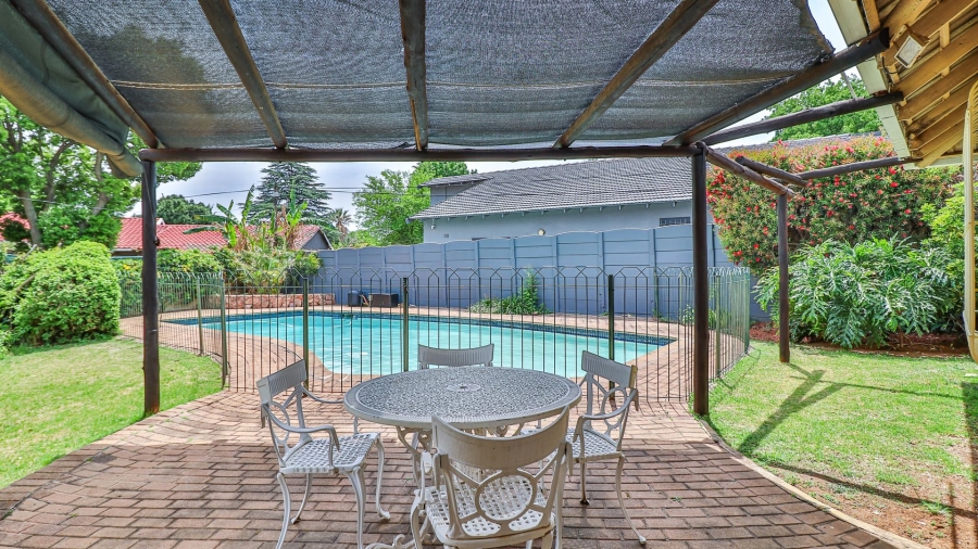 3 Bedroom Property for Sale in Buurendal Gauteng