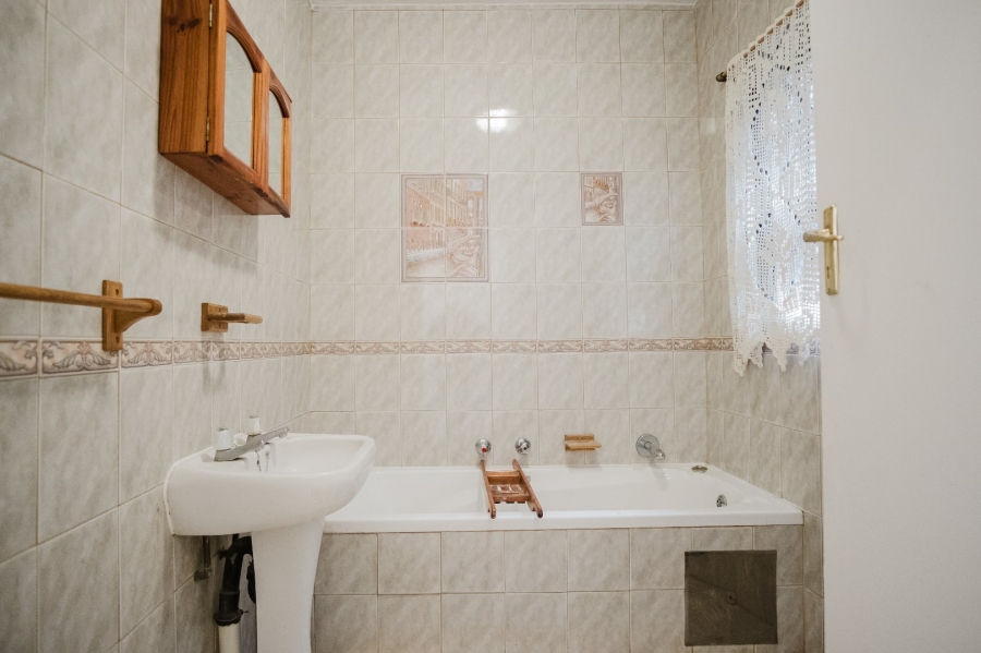 2 Bedroom Property for Sale in Glenvista Gauteng