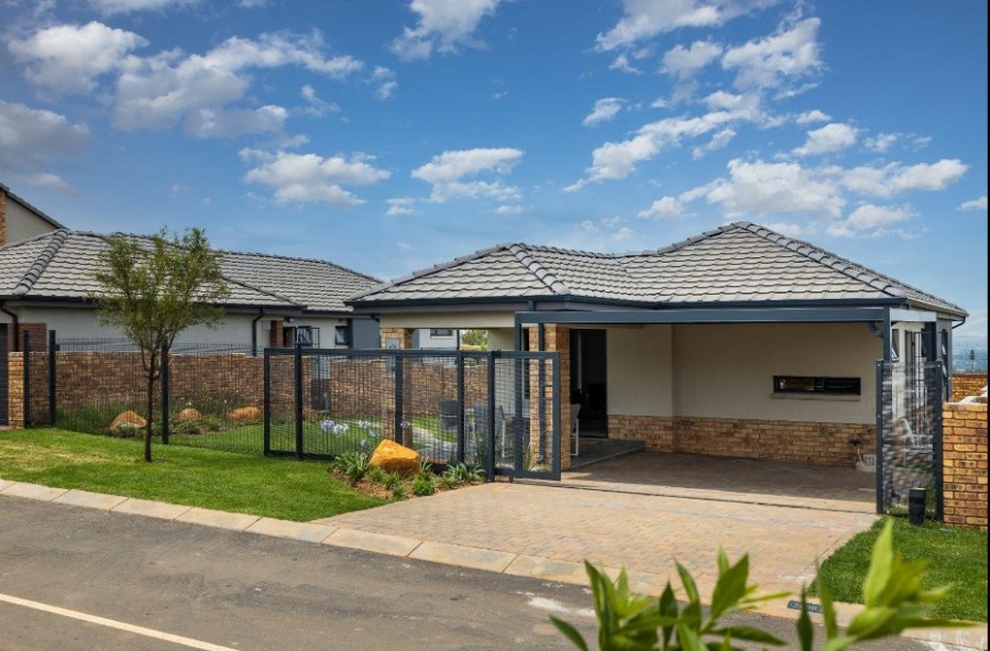 To Let 3 Bedroom Property for Rent in Lion Pride Gauteng