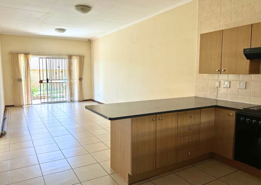 2 Bedroom Property for Sale in Wilgeheuwel Gauteng