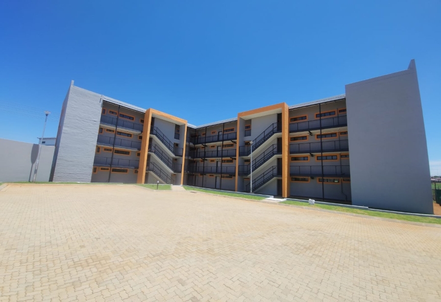 To Let 2 Bedroom Property for Rent in Protea Glen Gauteng