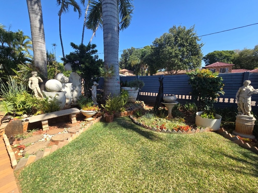 4 Bedroom Property for Sale in Dorandia Gauteng