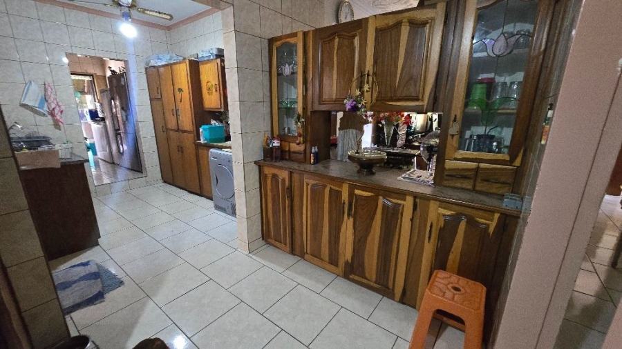4 Bedroom Property for Sale in Dorandia Gauteng