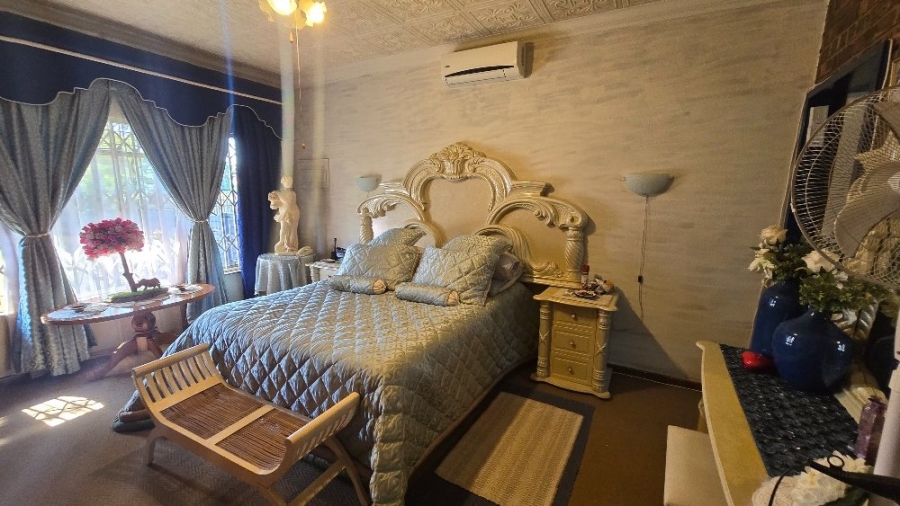 4 Bedroom Property for Sale in Dorandia Gauteng