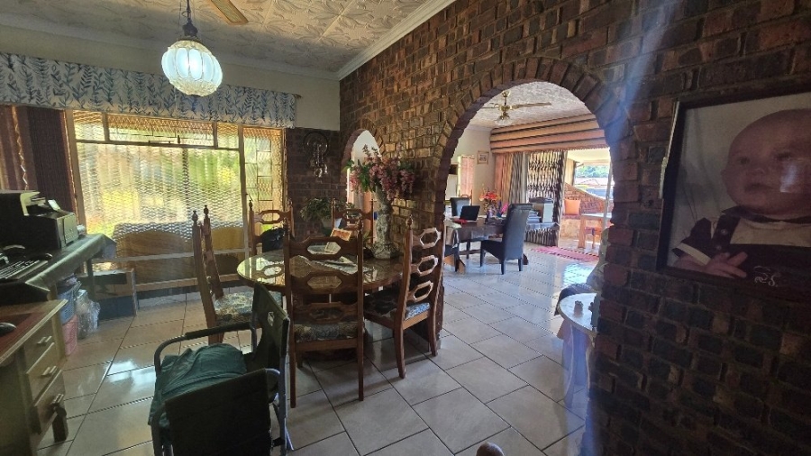 4 Bedroom Property for Sale in Dorandia Gauteng