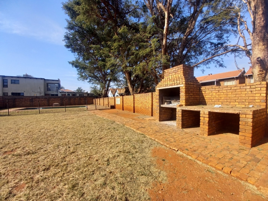 2 Bedroom Property for Sale in Clarina Gauteng
