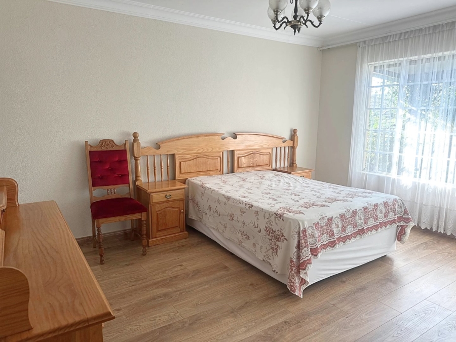 2 Bedroom Property for Sale in Honeydew Manor Gauteng