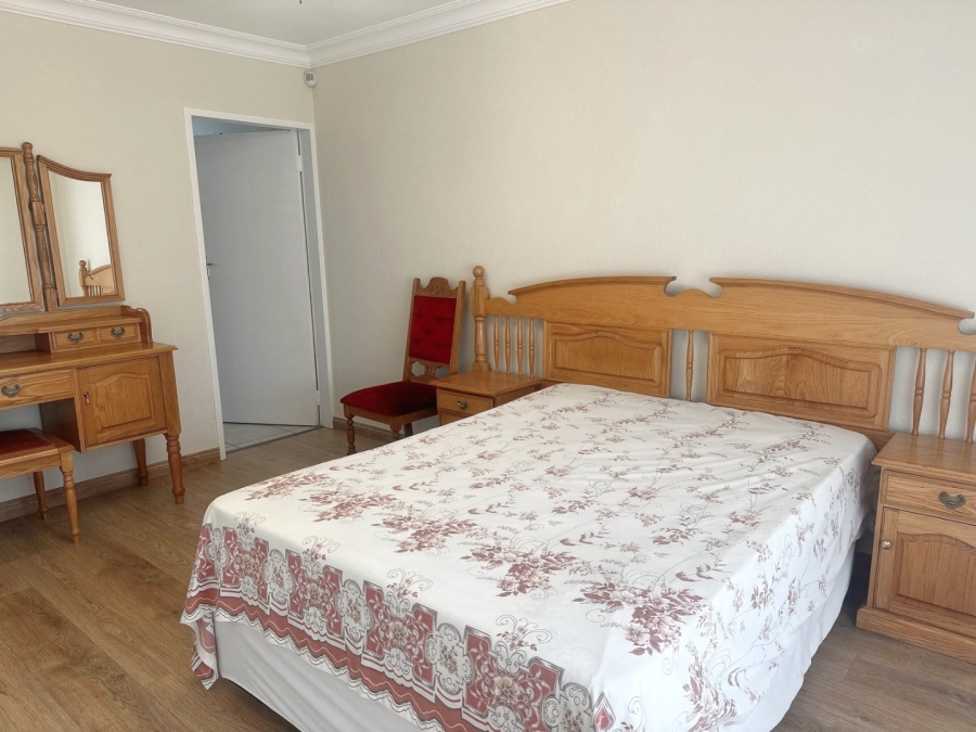 2 Bedroom Property for Sale in Honeydew Manor Gauteng