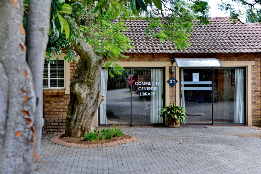 2 Bedroom Property for Sale in Honeydew Manor Gauteng