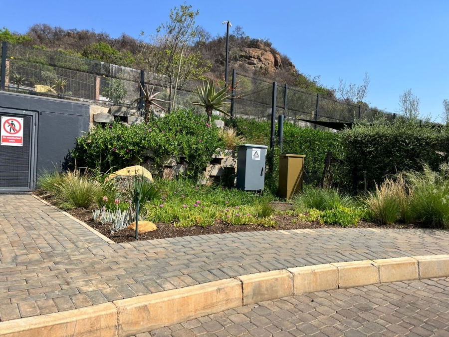 To Let 2 Bedroom Property for Rent in Aspen Hills Gauteng