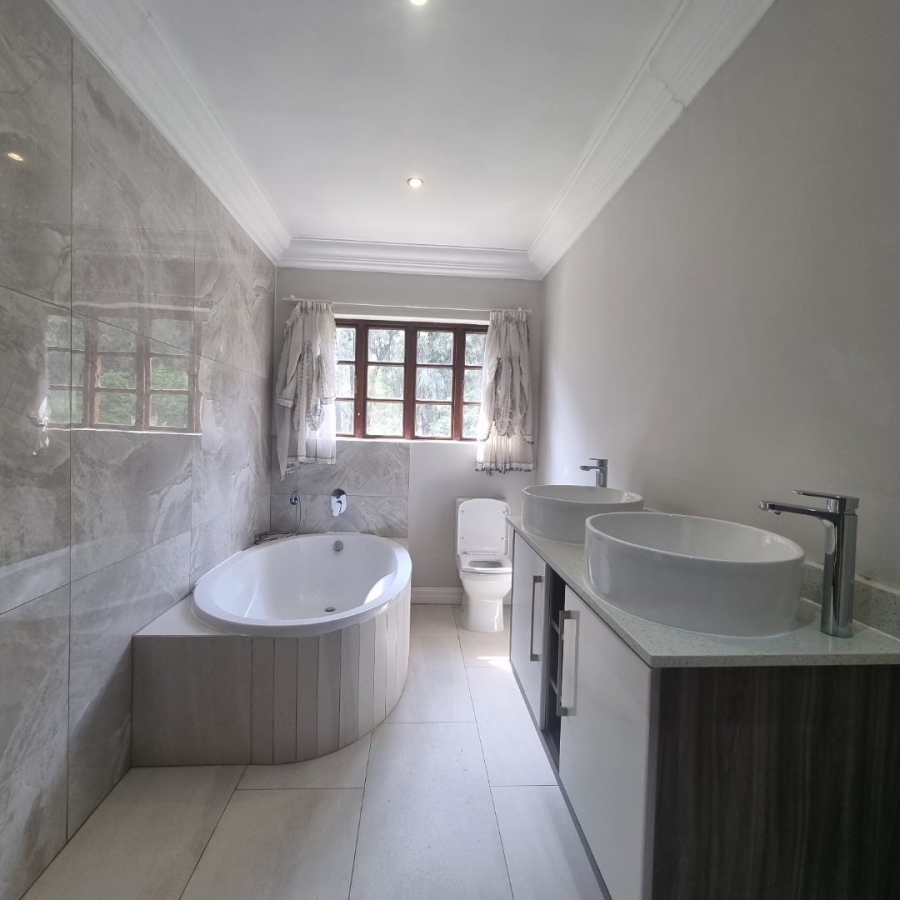 To Let  Bedroom Property for Rent in Rietfontein A H Gauteng