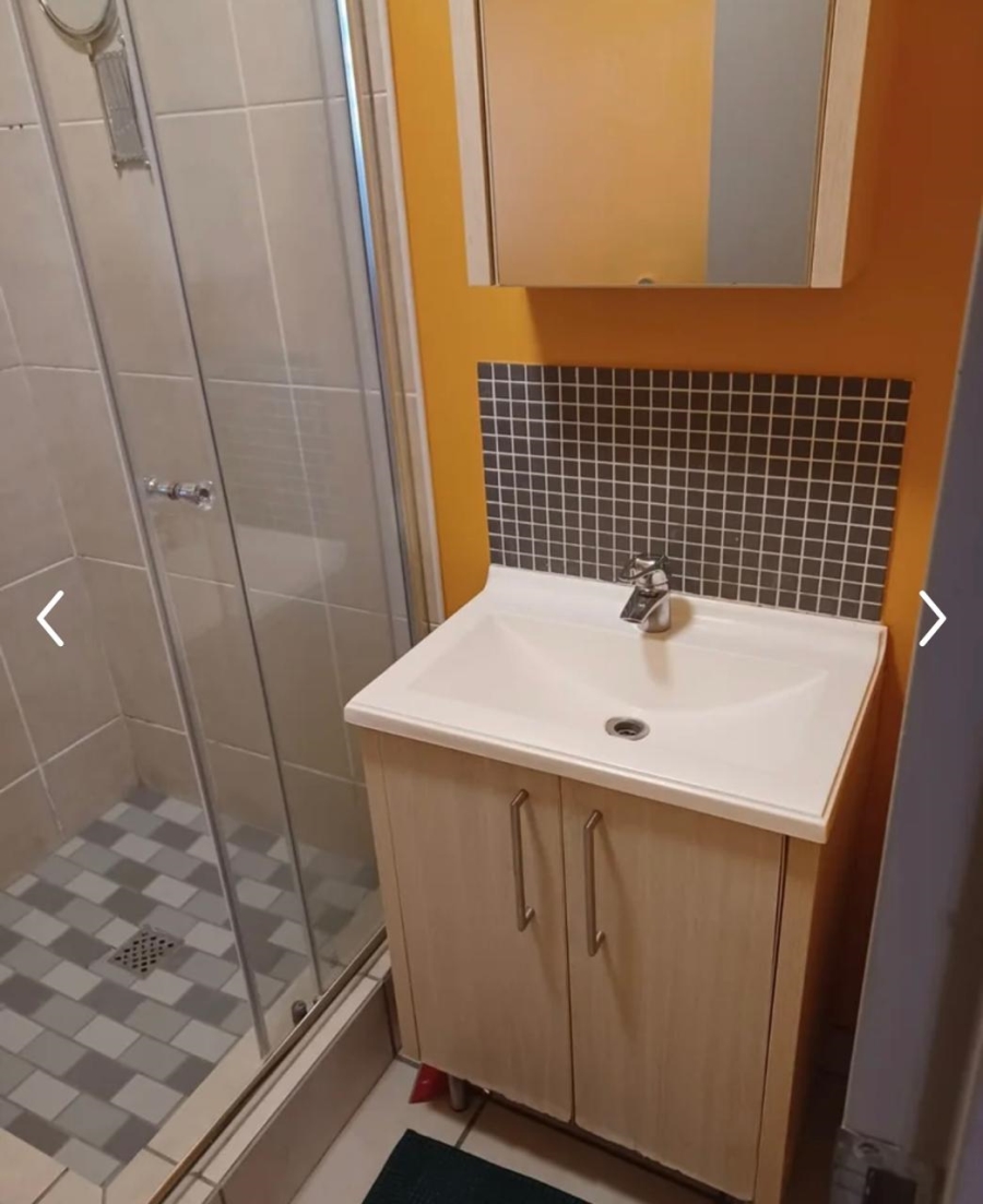 To Let  Bedroom Property for Rent in Lonehill Gauteng
