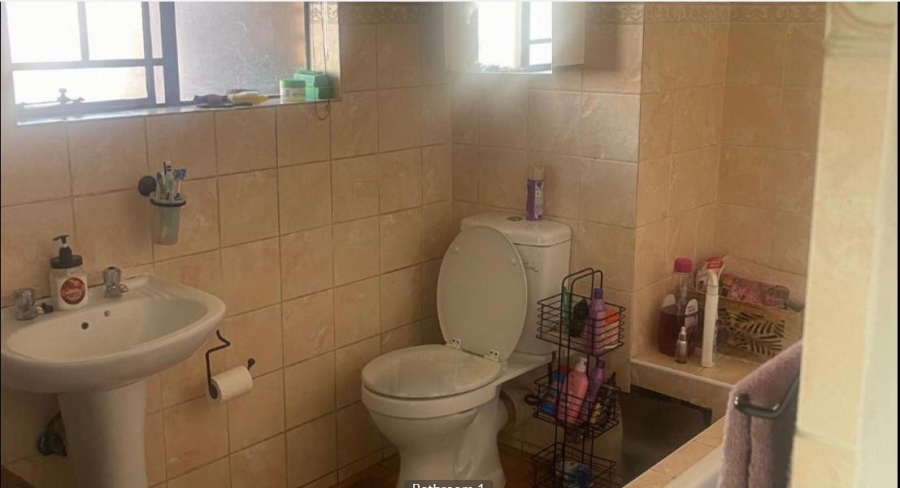 2 Bedroom Property for Sale in Halfway Gardens Gauteng