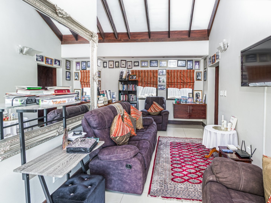 4 Bedroom Property for Sale in Copperleaf Estate Gauteng