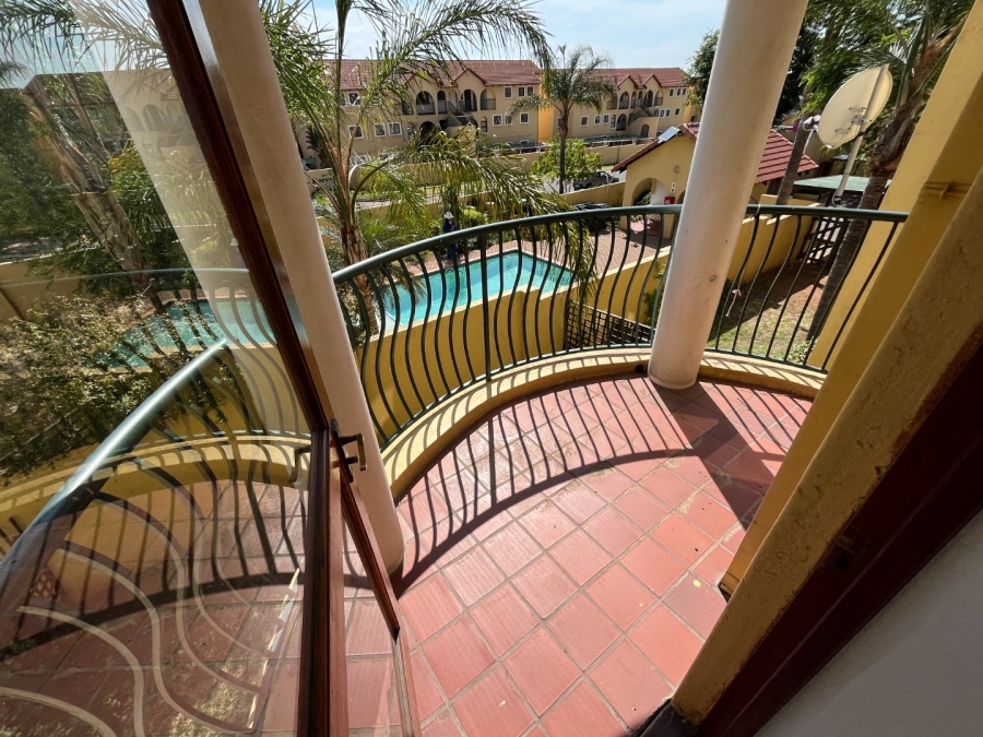 2 Bedroom Property for Sale in Sundowner Gauteng