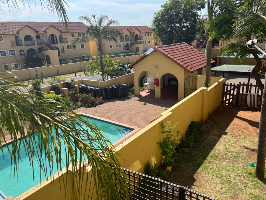 2 Bedroom Property for Sale in Sundowner Gauteng
