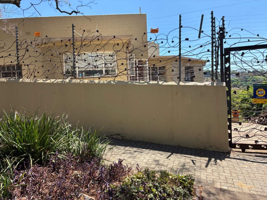 4 Bedroom Property for Sale in Kensington Gauteng