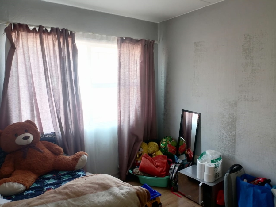 2 Bedroom Property for Sale in Vorna Valley Gauteng