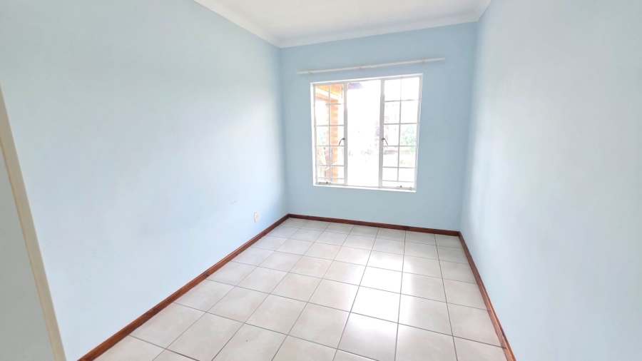 To Let 3 Bedroom Property for Rent in Valhalla Gauteng