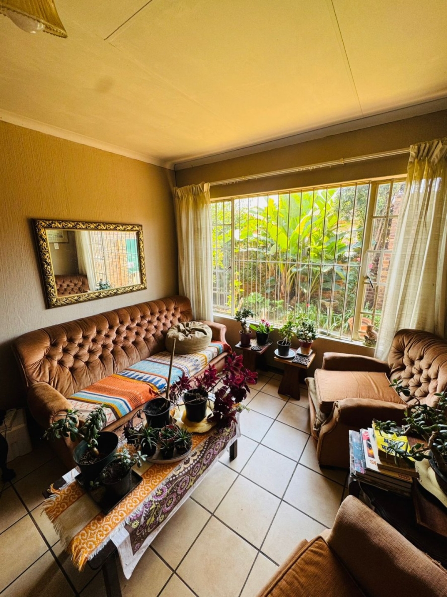 2 Bedroom Property for Sale in Die Hoewes Gauteng
