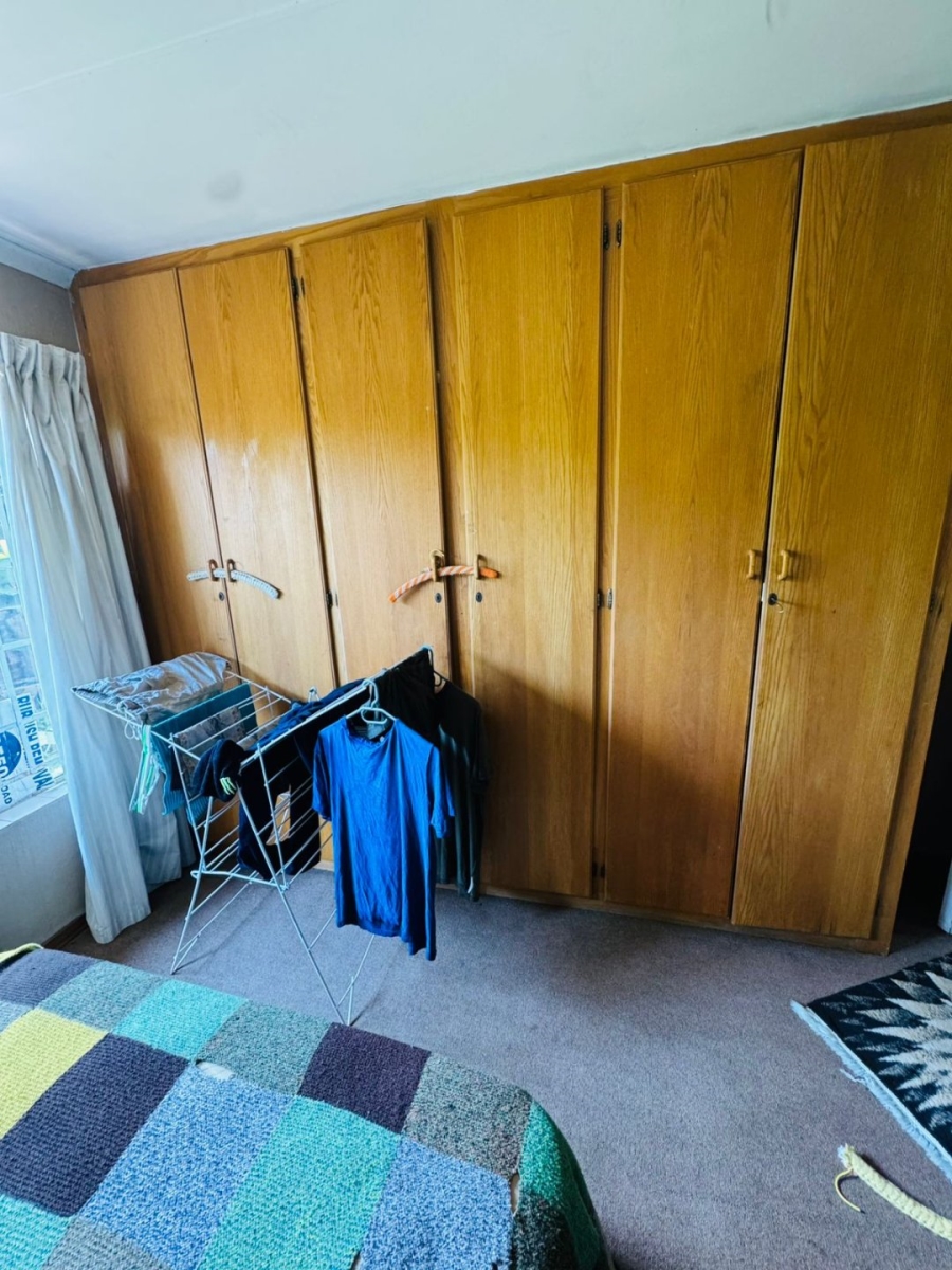 2 Bedroom Property for Sale in Die Hoewes Gauteng