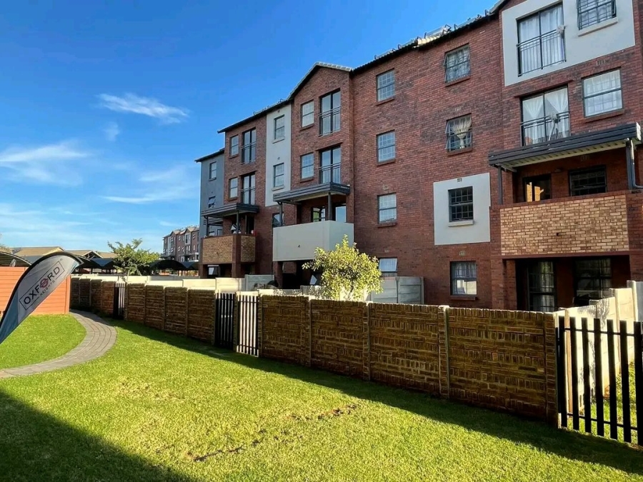 2 Bedroom Property for Sale in Montana Tuine Gauteng