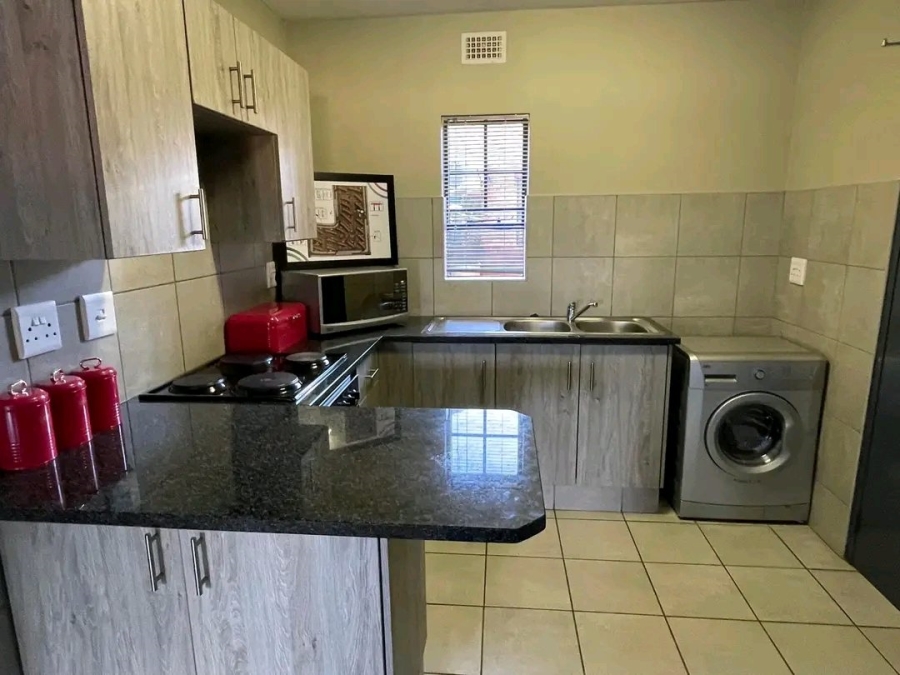 2 Bedroom Property for Sale in Montana Tuine Gauteng