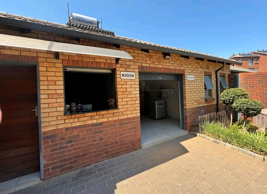 2 Bedroom Property for Sale in Montana Tuine Gauteng