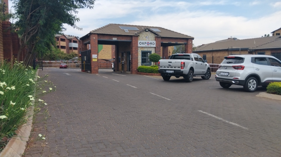 2 Bedroom Property for Sale in Montana Tuine Gauteng
