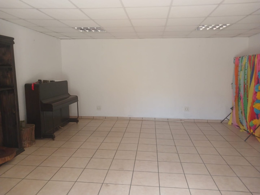 To Let commercial Property for Rent in Brackenhurst Gauteng