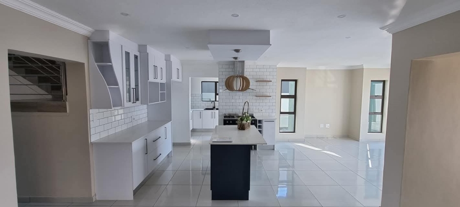 4 Bedroom Property for Sale in Roodepark Eco Estate Gauteng