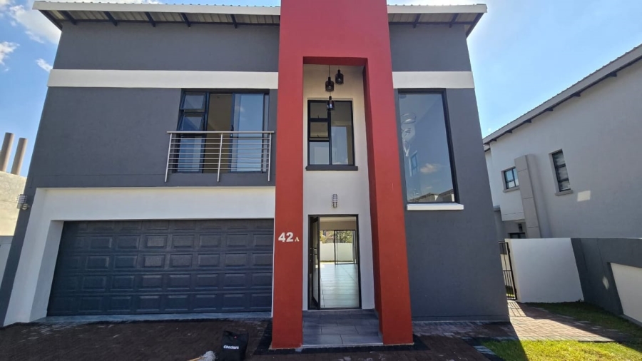 4 Bedroom Property for Sale in Roodepark Eco Estate Gauteng