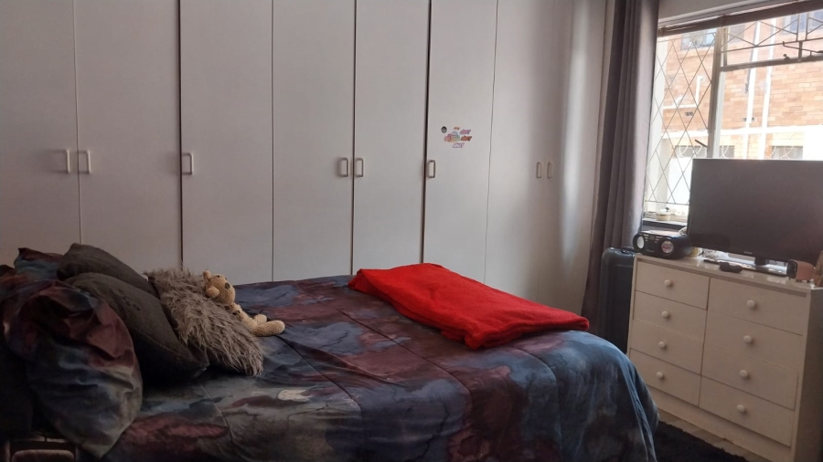 3 Bedroom Property for Sale in Kenilworth Gauteng