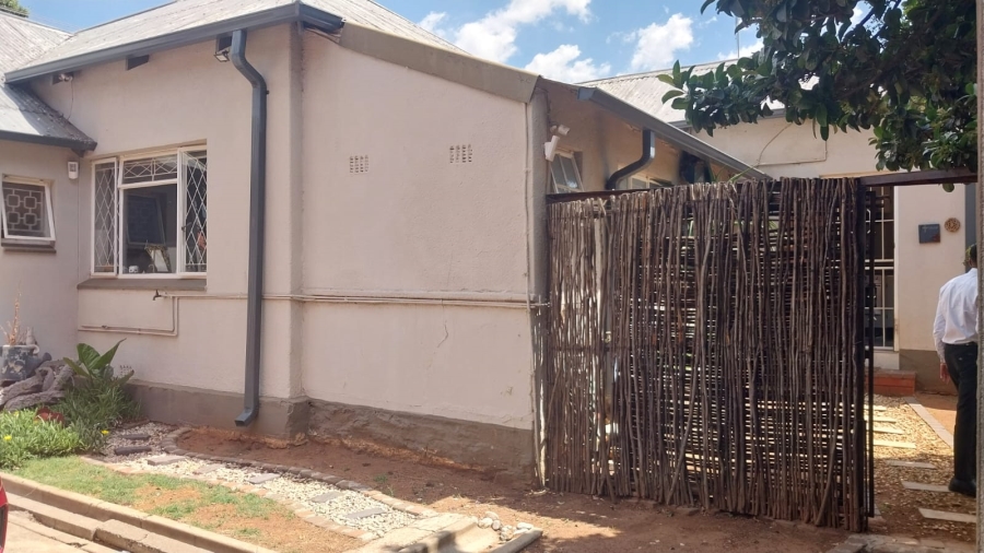 3 Bedroom Property for Sale in Kenilworth Gauteng
