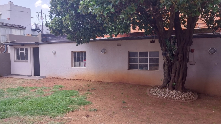 3 Bedroom Property for Sale in Kenilworth Gauteng