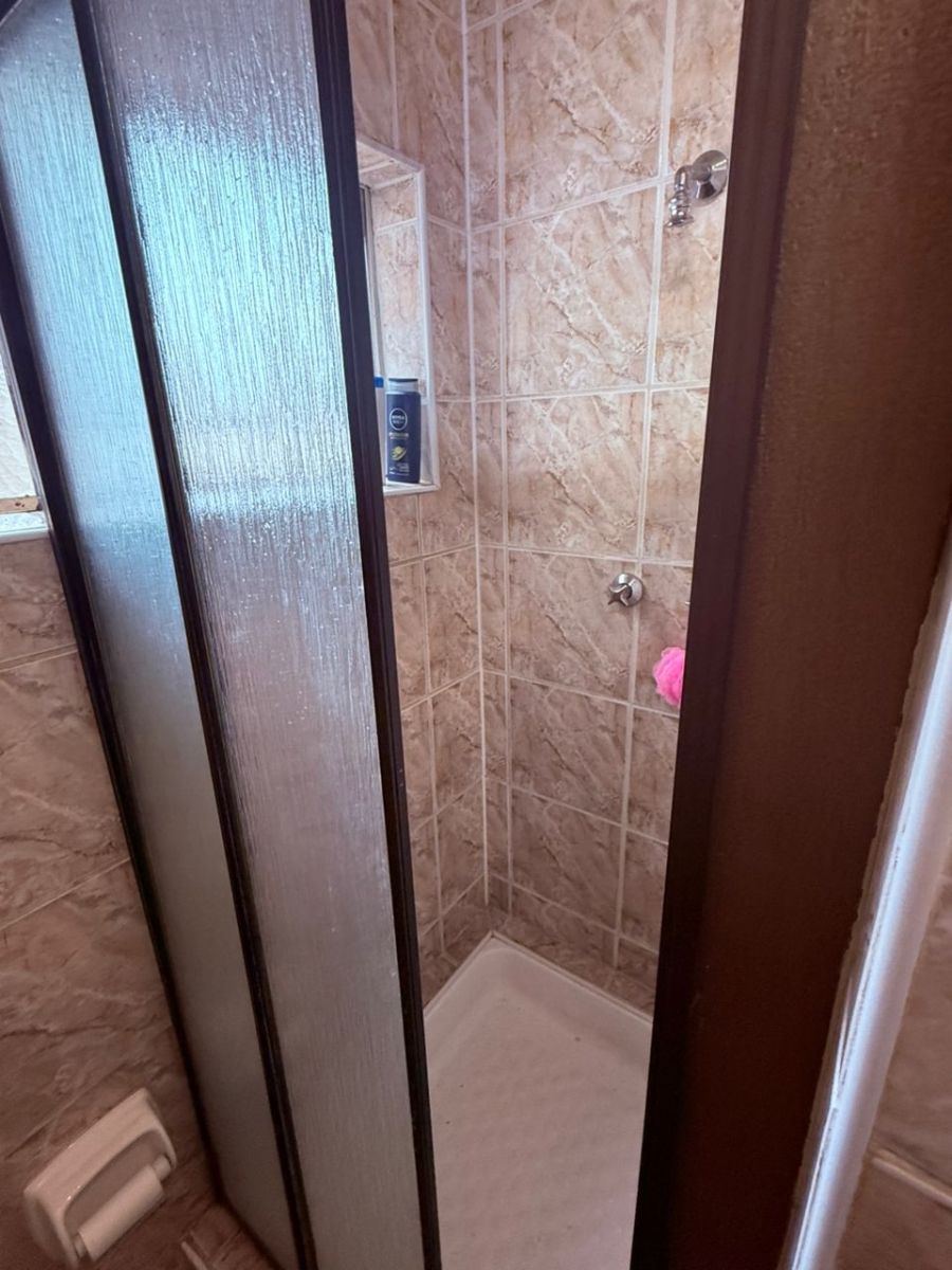 To Let 1 Bedroom Property for Rent in Kensington Gauteng