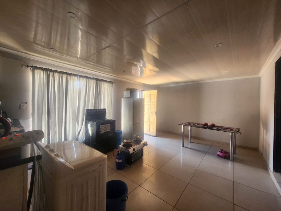 To Let 2 Bedroom Property for Rent in Kensington Gauteng