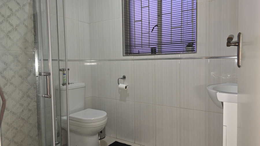To Let 3 Bedroom Property for Rent in Parkrand Gauteng