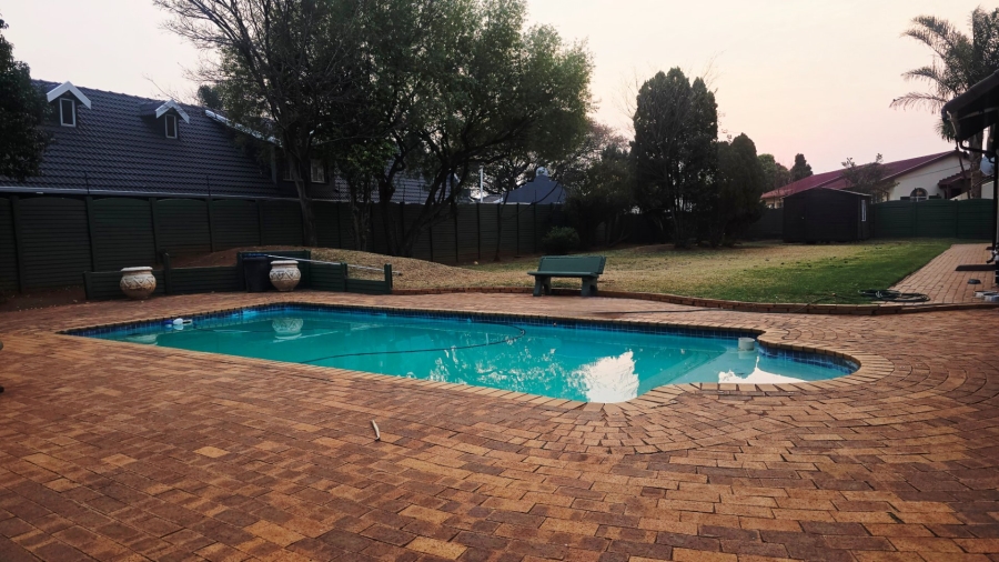 To Let 3 Bedroom Property for Rent in Parkrand Gauteng