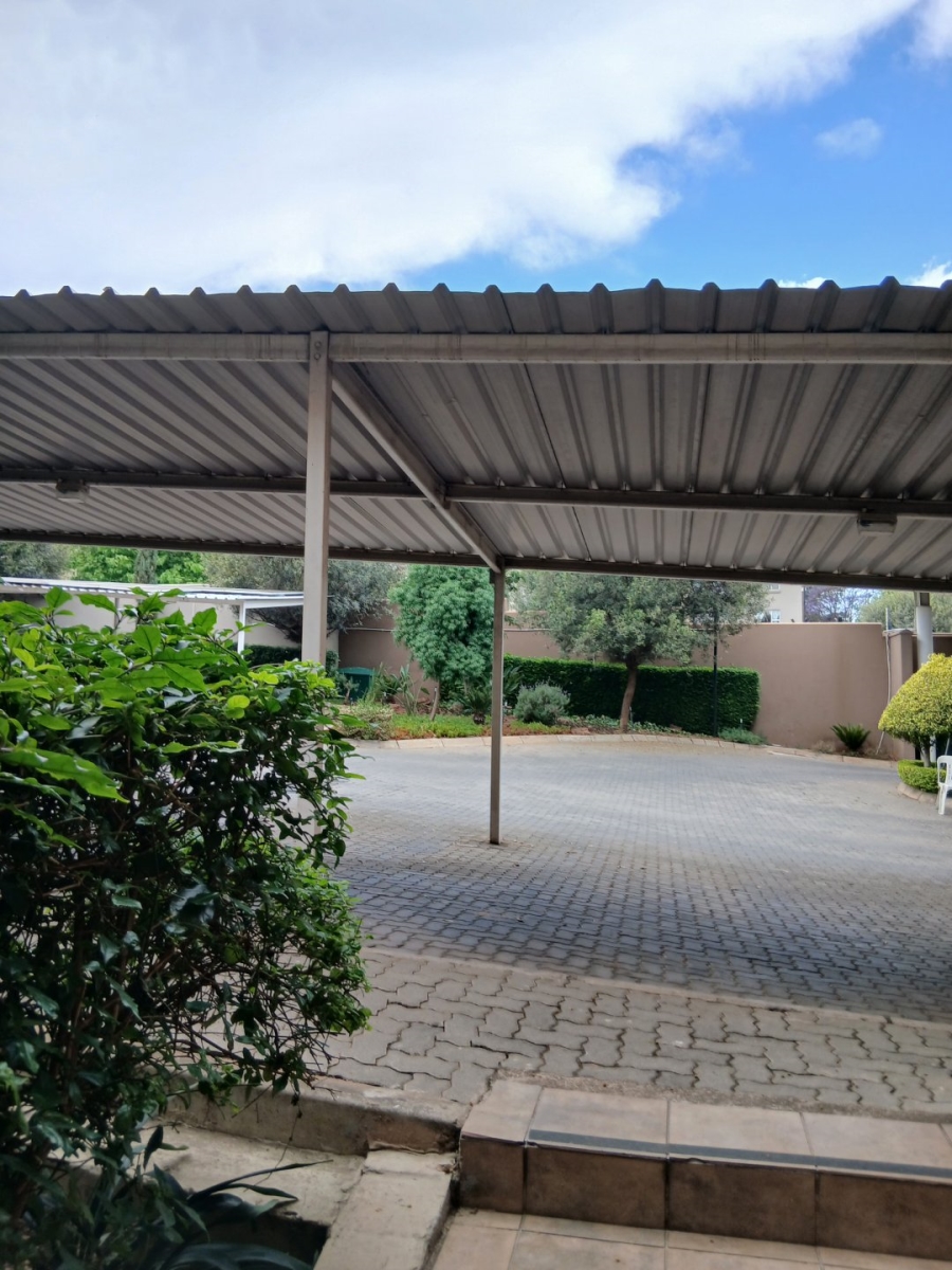 To Let 2 Bedroom Property for Rent in Rivonia Gauteng